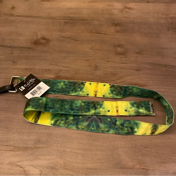 Salt Life Men’s Tie Dye Belt NWT Size 36 - Picture 1 of 4